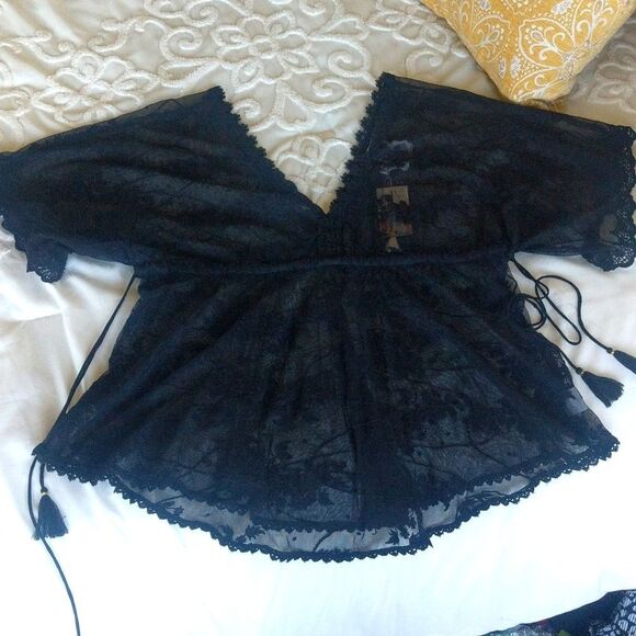 Johnny WAS 🖤 Black Lace Sheer Top - Picture 1 of 13